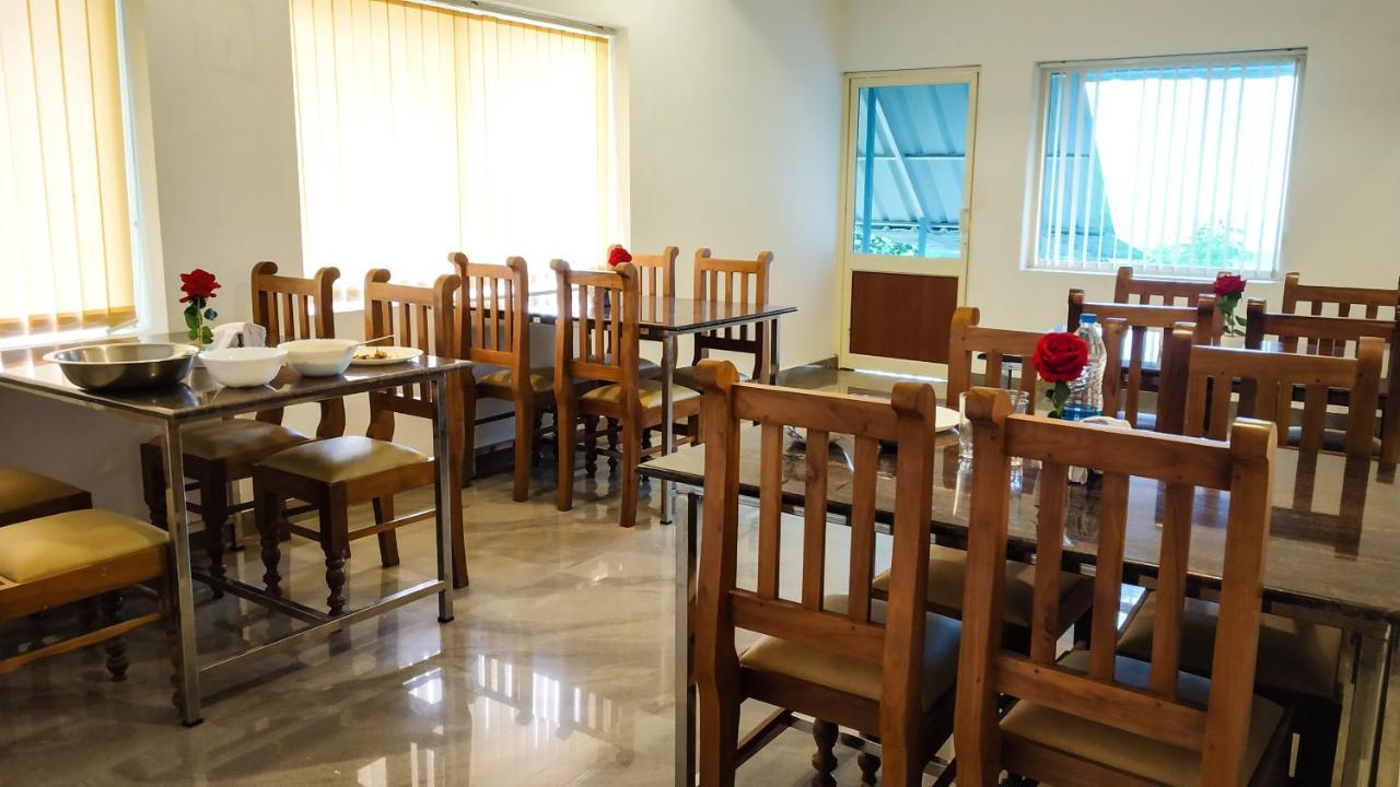 Lime Light Resort Munnar Exterior photo